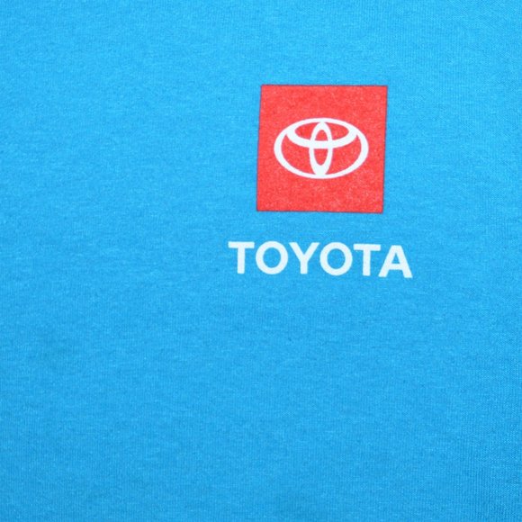 Toyota Tundra Truck NWOT Unisex Jerzees T-Shirt Small - Picture 4 of 9